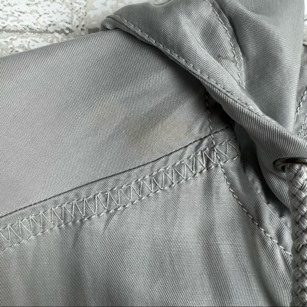 Athleta Luminous Silver Shimmer Anorak coat - Picture 4 of 7